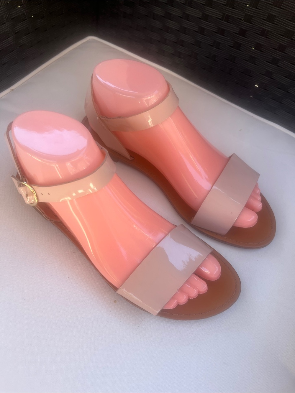 Patent Nude/Blush Women’s Buckle Sandals Size 8